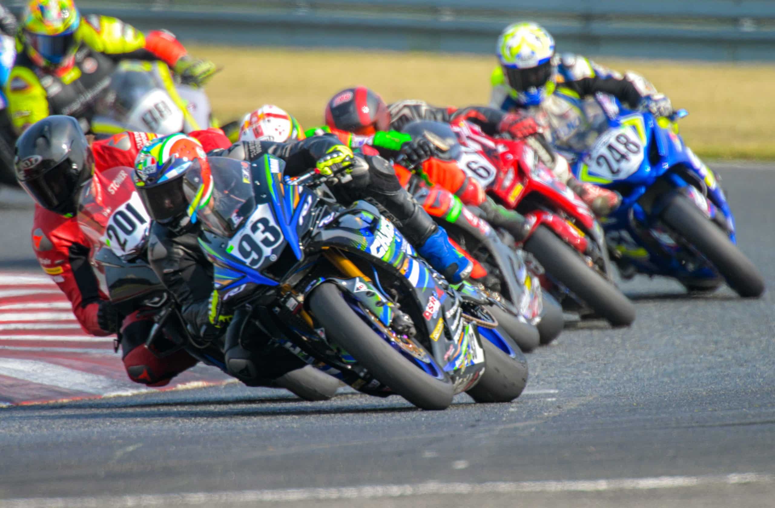 Read more about the article The Psychology of Breaking a Lap Record: Overcoming the Mental Barrier